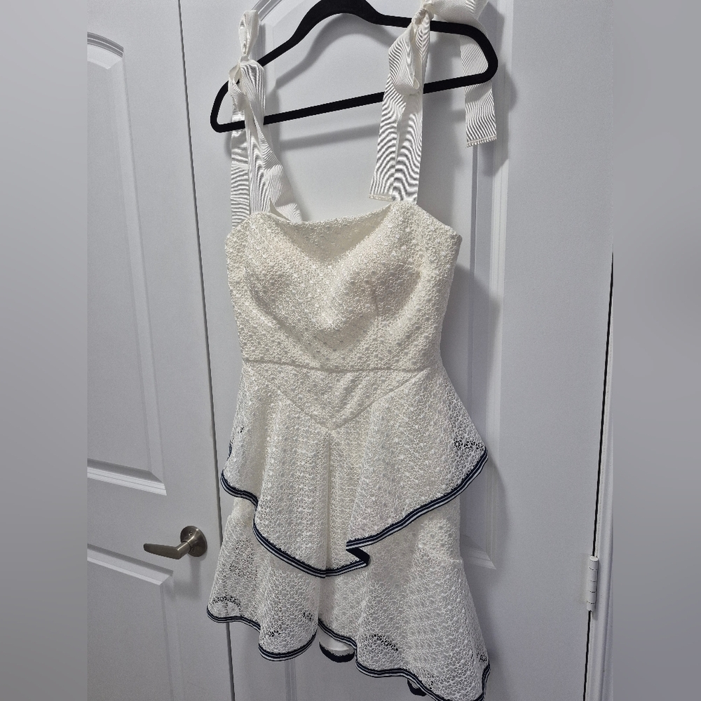 Rebecca Vallance x Net-A-Porter Dress, US 6, White Lace - Picture 7 of 10